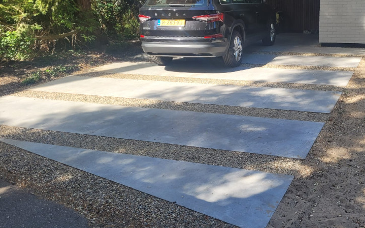 sterke-duurzame-oprit-beton-grind Beton met verlijmd grind als sterke oprit